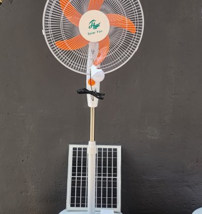 16inches solar rechargeable fan